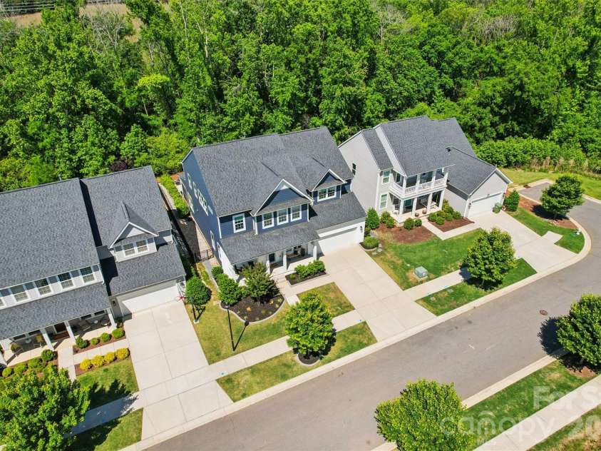 1074 Weir Court, Fort Mill, SC 29708.  MLS# CAR4379381, YatesRealty ID 33879. 