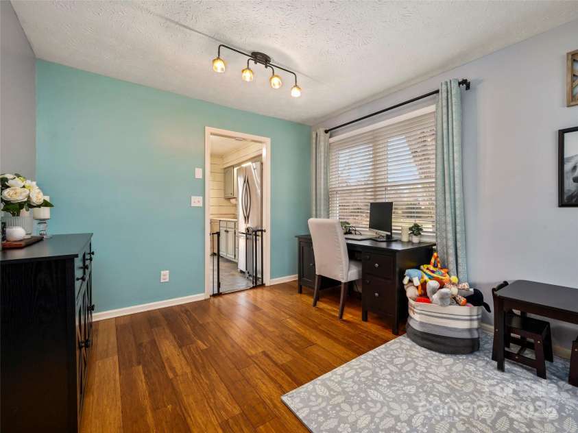 2113 Glenheath Drive, Hendersonville, NC 28791.  MLS# CAR4210356, YatesRealty ID 3388. 