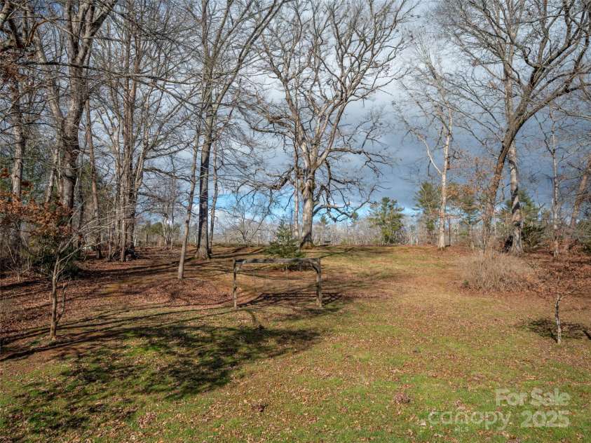 2113 Glenheath Drive, Hendersonville, NC 28791.  MLS# CAR4210356, YatesRealty ID 3388. 