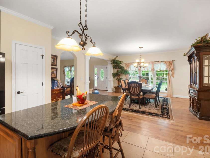 115 Barton Road, Brevard, NC 28712.  MLS# CAR4392089, YatesRealty ID 33880. 