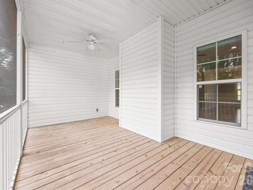 575 Zelkova Street, York, SC 29745.  MLS# CAR4395158, YatesRealty ID 33881. 