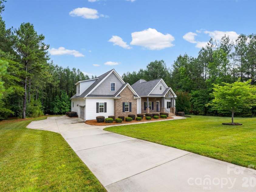 575 Zelkova Street, York, SC 29745.  MLS# CAR4395158, YatesRealty ID 33881. 
