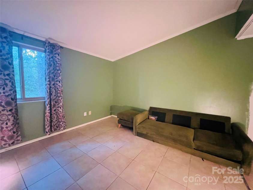 6206 Fringe Tree Drive, Charlotte, NC 28227.  MLS# CAR4293349, YatesRealty ID 33881. 