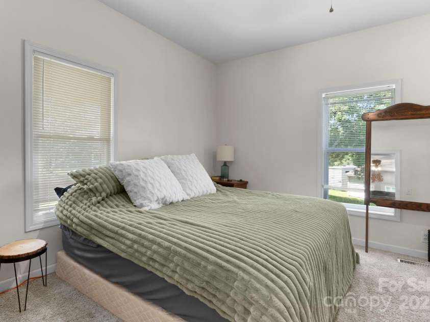 126 Huss Avenue, Hudson, NC 28638.  MLS# CAR4282217, YatesRealty ID 33883. 