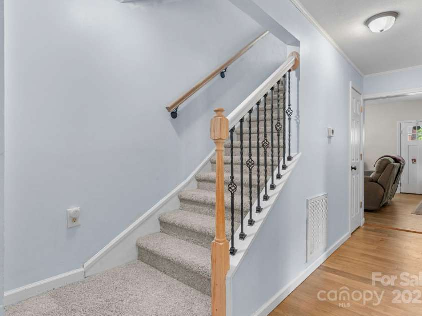 126 Huss Avenue, Hudson, NC 28638.  MLS# CAR4282217, YatesRealty ID 33883. 