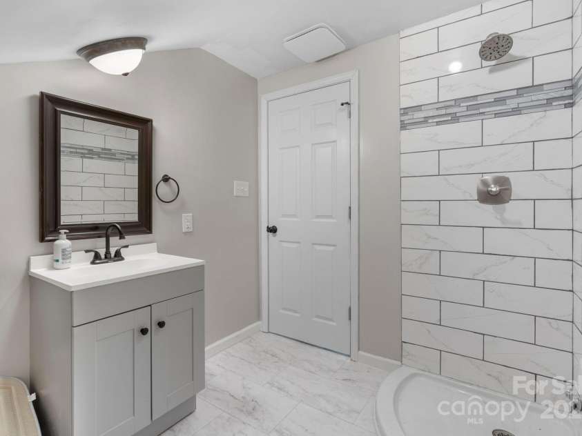 126 Huss Avenue, Hudson, NC 28638.  MLS# CAR4282217, YatesRealty ID 33883. 