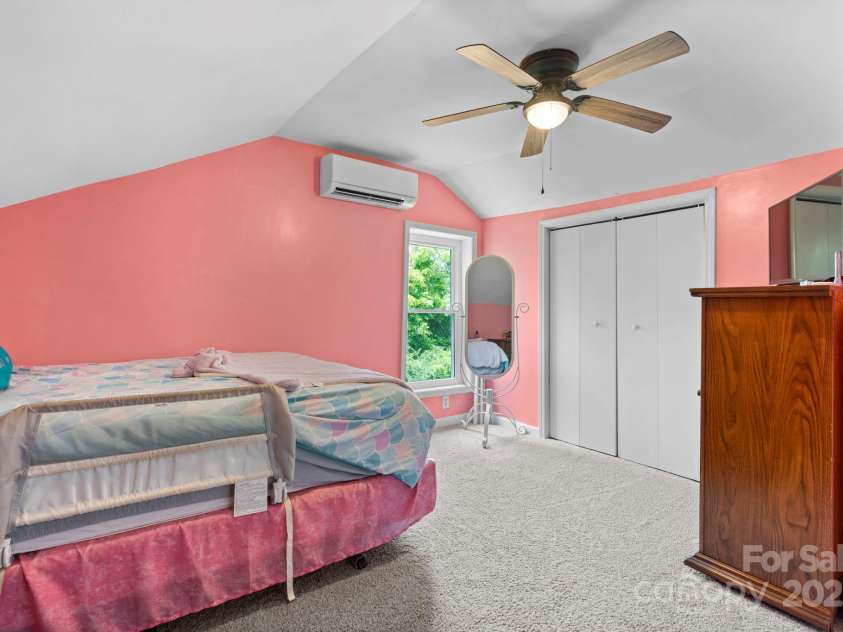 126 Huss Avenue, Hudson, NC 28638.  MLS# CAR4282217, YatesRealty ID 33883. 