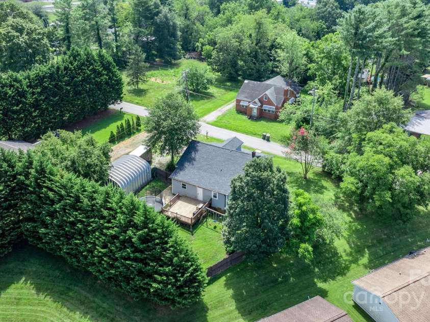 126 Huss Avenue, Hudson, NC 28638.  MLS# CAR4282217, YatesRealty ID 33883. 