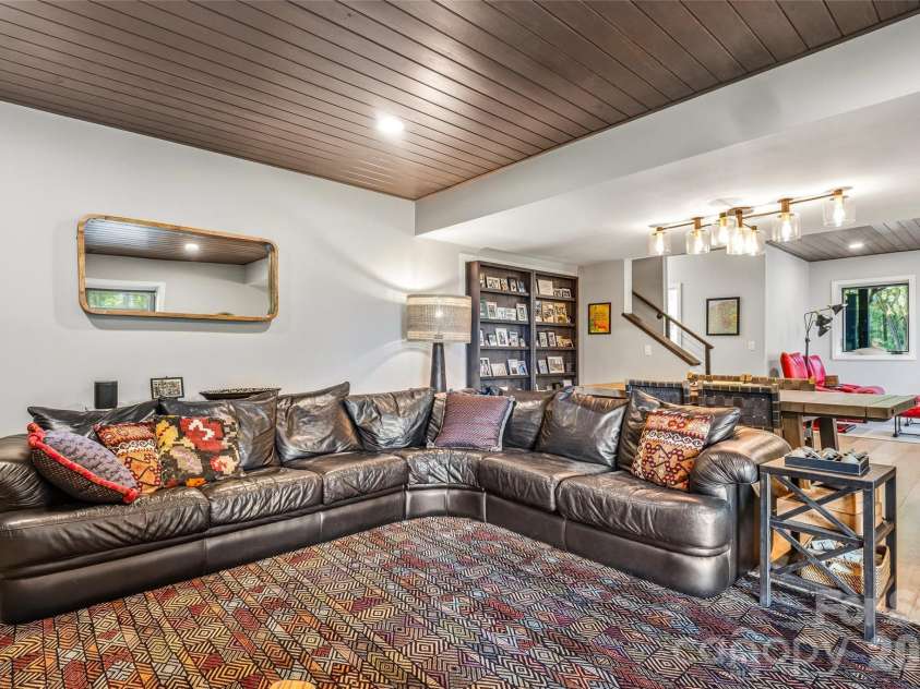 233 Tanglewood Lane, Saluda, NC 28773.  MLS# CAR4393115, YatesRealty ID 33883. 
