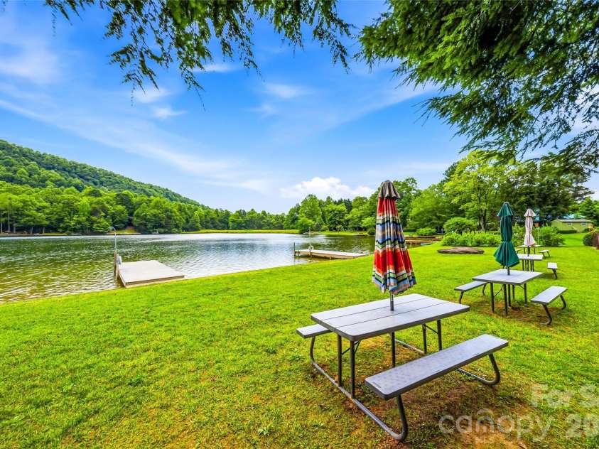 233 Tanglewood Lane, Saluda, NC 28773.  MLS# CAR4393115, YatesRealty ID 33883. Lake Sheila community area