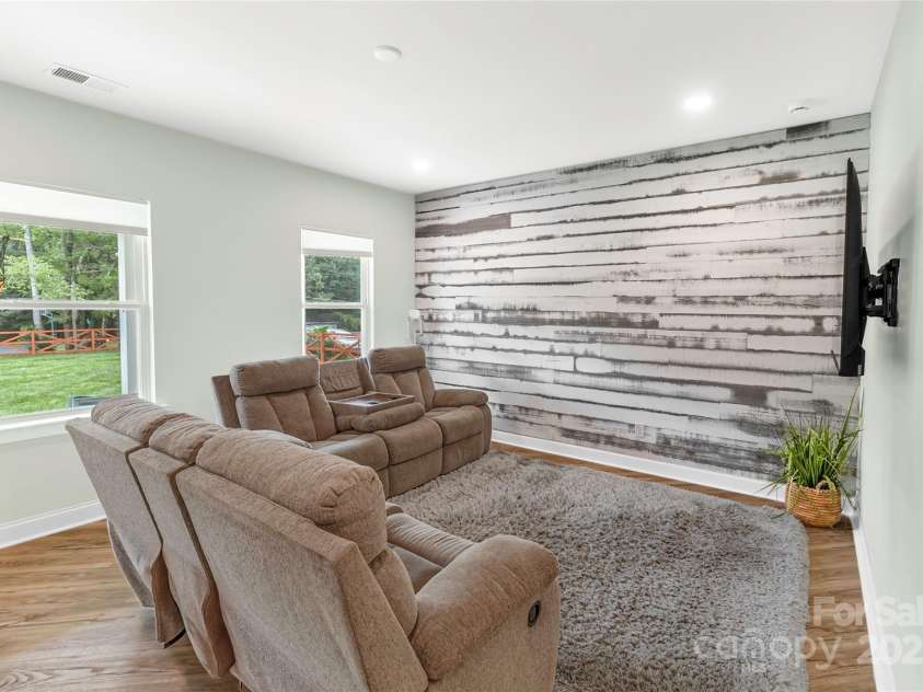 10314 Buccaneer Road, Charlotte, NC 28227.  MLS# CAR4291216, YatesRealty ID 33884. 