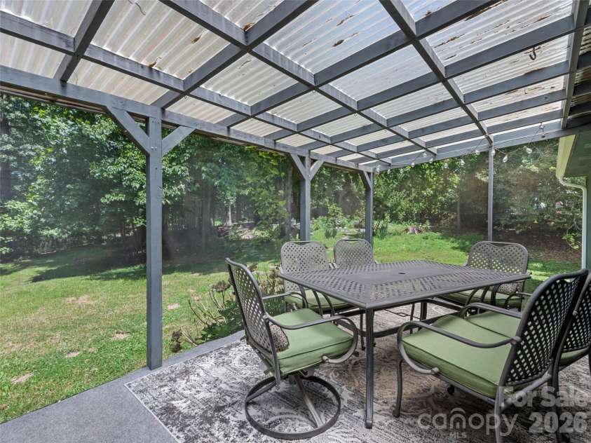 18 Bran Rick Lane, Arden, NC 28704.  MLS# CAR4396640, YatesRealty ID 33884. 