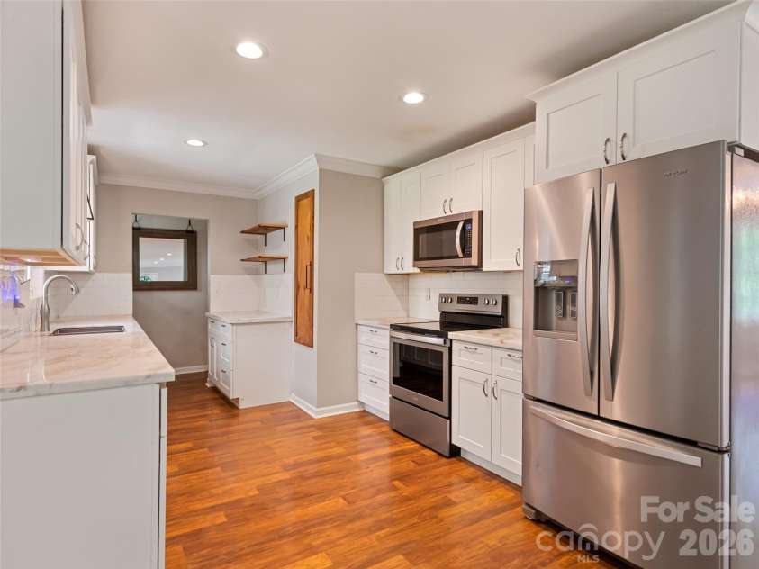 18 Bran Rick Lane, Arden, NC 28704.  MLS# CAR4396640, YatesRealty ID 33884. 