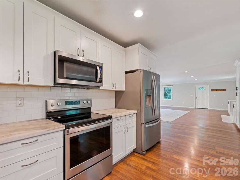 18 Bran Rick Lane, Arden, NC 28704.  MLS# CAR4396640, YatesRealty ID 33884. 