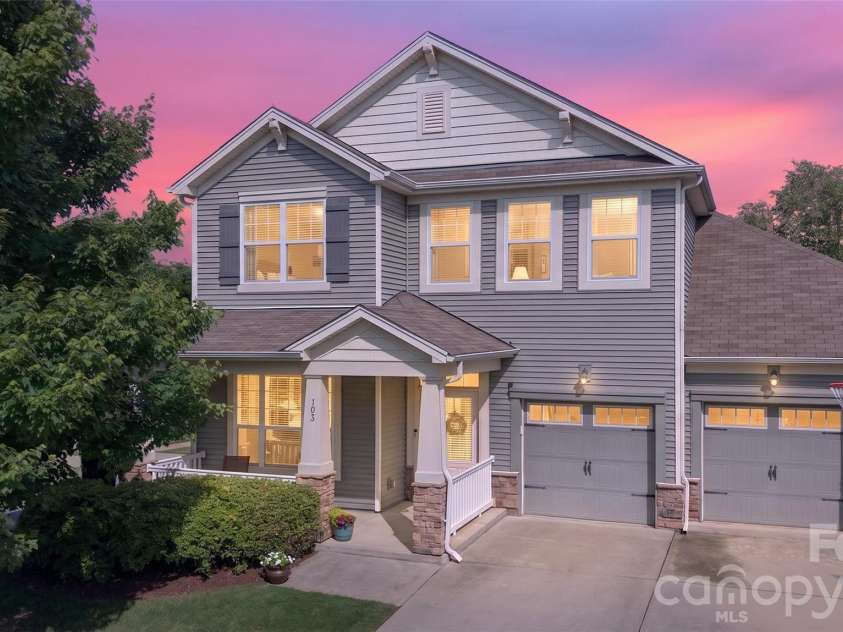 103 Cranbrook Lane, Mooresville, NC 28117.  MLS# CAR4392478, YatesRealty ID 33887. 