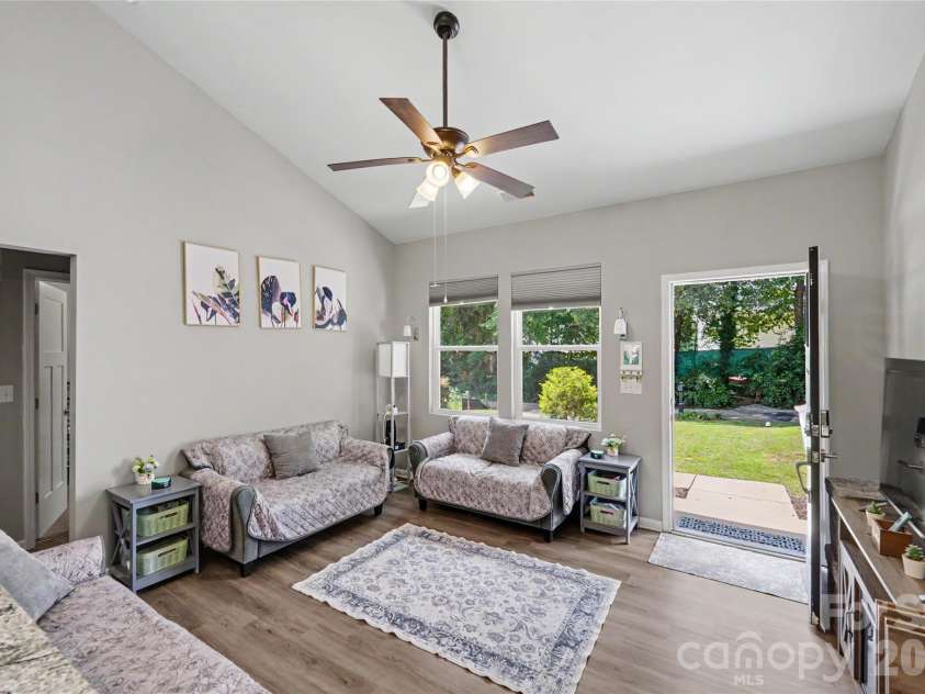 119 Brown Street, Clover, SC 29710.  MLS# CAR4434690, YatesRealty ID 33888. 