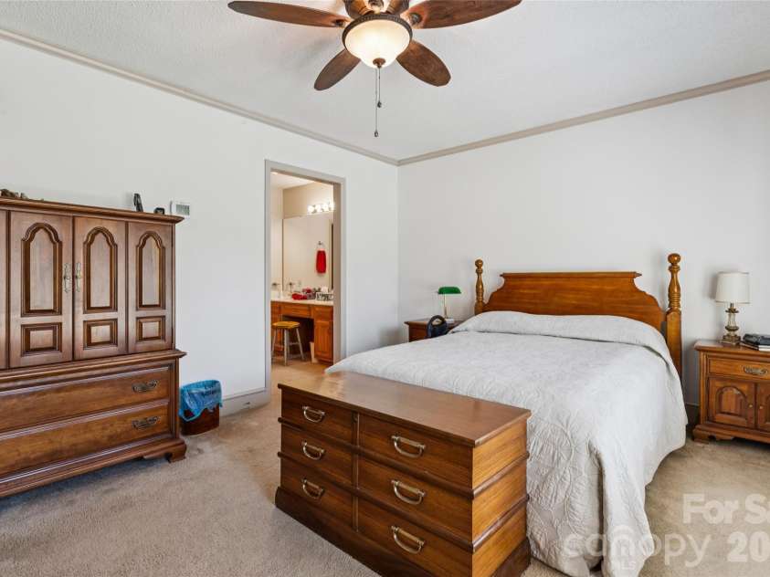 7935 Altacrest Drive, Concord, NC 28027.  MLS# CAR4395128, YatesRealty ID 33889. 