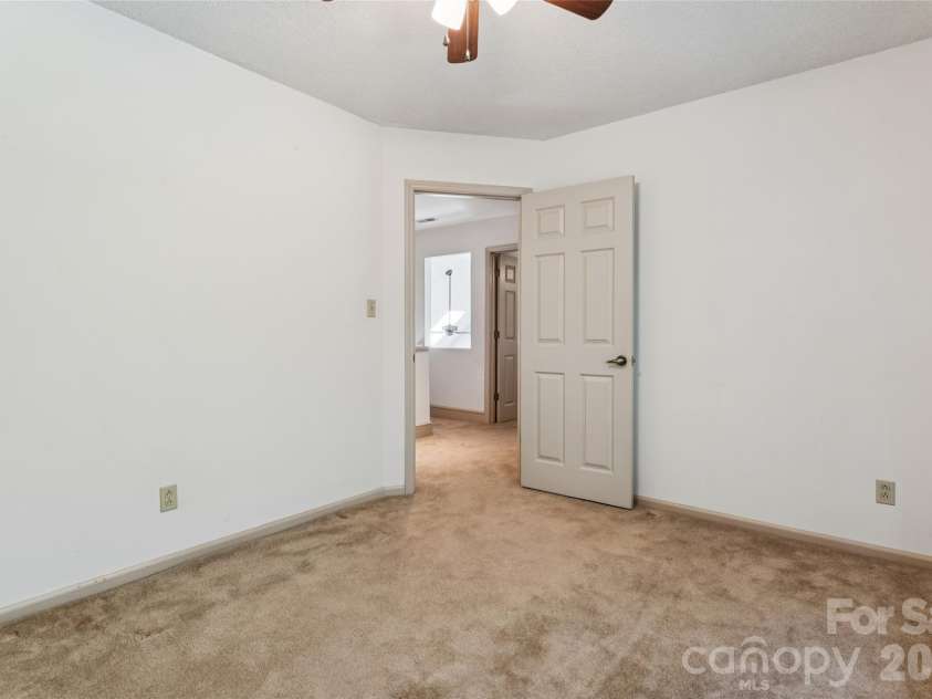 7935 Altacrest Drive, Concord, NC 28027.  MLS# CAR4395128, YatesRealty ID 33889. 