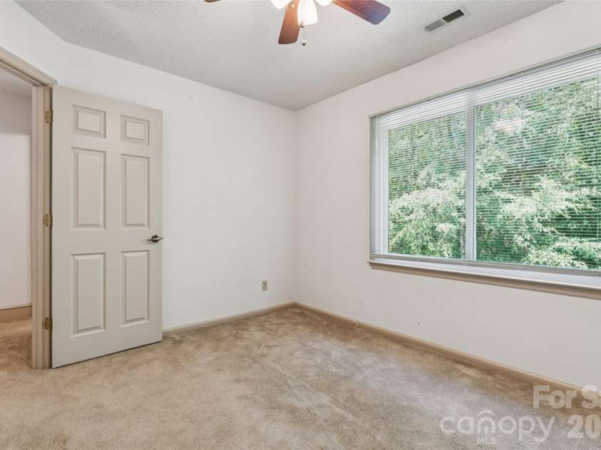 7935 Altacrest Drive, Concord, NC 28027.  MLS# CAR4395128, YatesRealty ID 33889. 