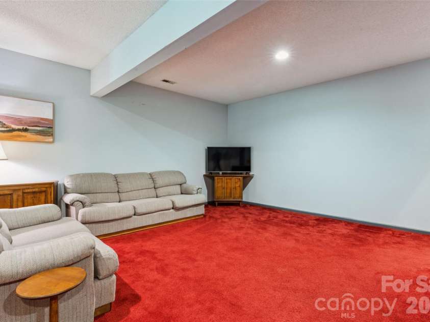 7935 Altacrest Drive, Concord, NC 28027.  MLS# CAR4395128, YatesRealty ID 33889. Basement