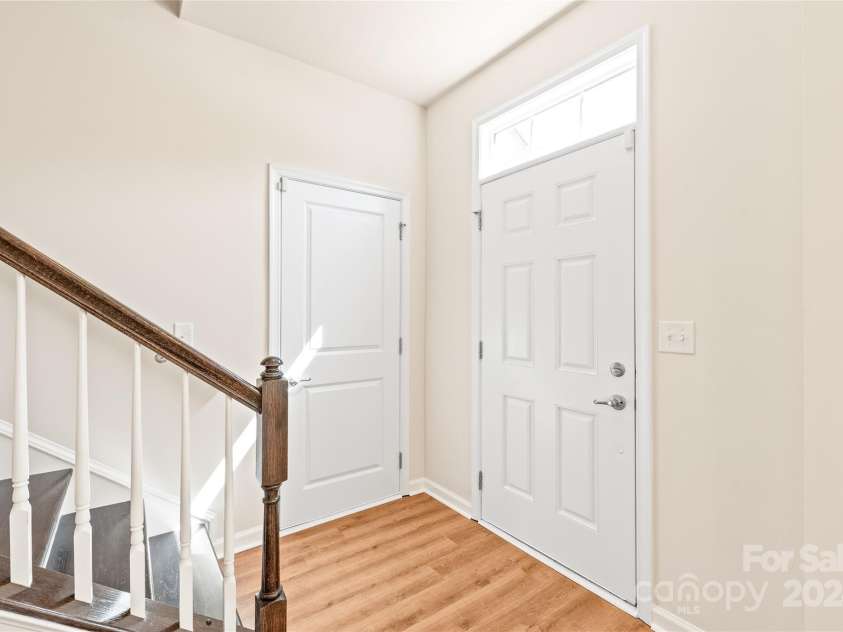 9510 Birkwood Court, Charlotte, NC 28278.  MLS# CAR4197945, YatesRealty ID 3389. 