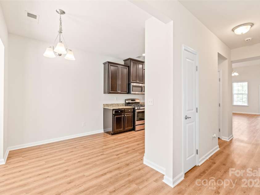 9510 Birkwood Court, Charlotte, NC 28278.  MLS# CAR4197945, YatesRealty ID 3389. 