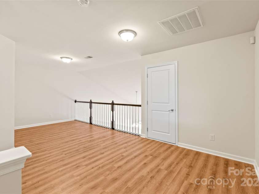9510 Birkwood Court, Charlotte, NC 28278.  MLS# CAR4197945, YatesRealty ID 3389. 