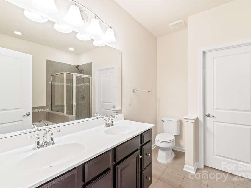 9510 Birkwood Court, Charlotte, NC 28278.  MLS# CAR4197945, YatesRealty ID 3389. 