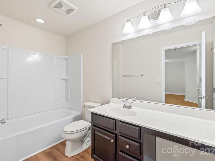 9510 Birkwood Court, Charlotte, NC 28278.  MLS# CAR4197945, YatesRealty ID 3389. 