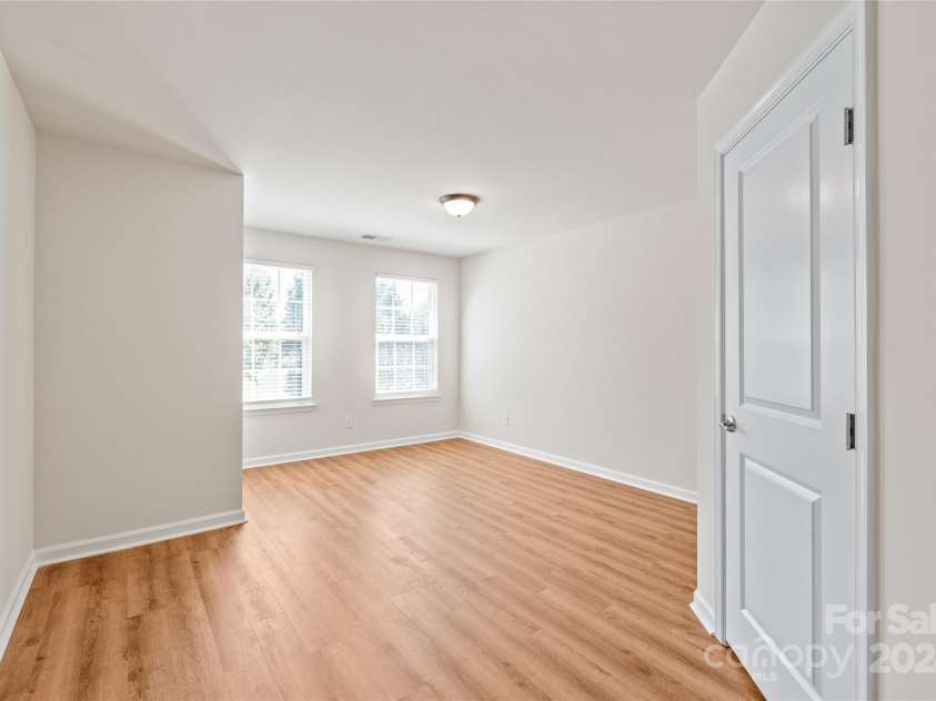 9510 Birkwood Court, Charlotte, NC 28278.  MLS# CAR4197945, YatesRealty ID 3389. 