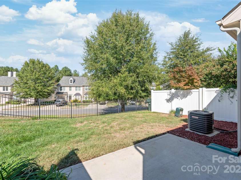 9510 Birkwood Court, Charlotte, NC 28278.  MLS# CAR4197945, YatesRealty ID 3389. 