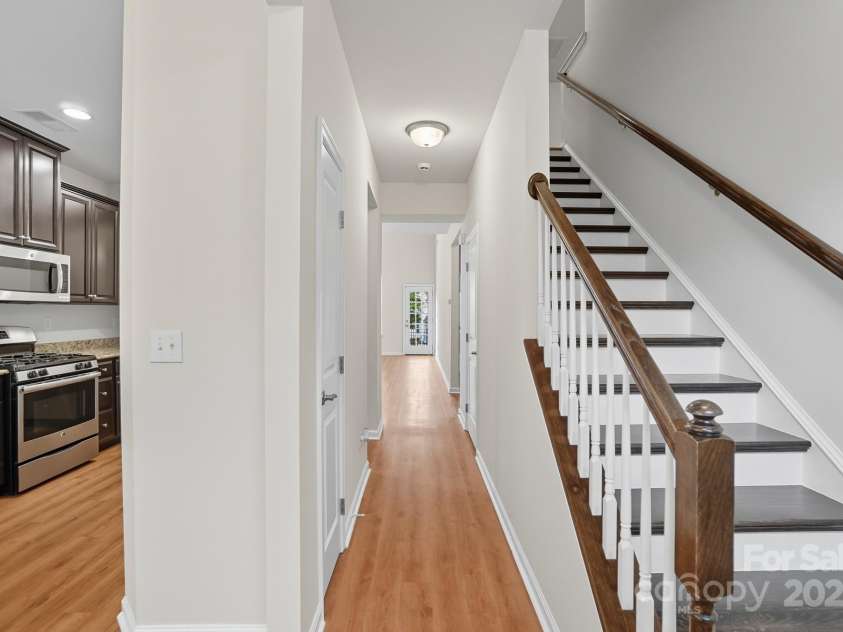 9510 Birkwood Court, Charlotte, NC 28278.  MLS# CAR4312228, YatesRealty ID 3389. 