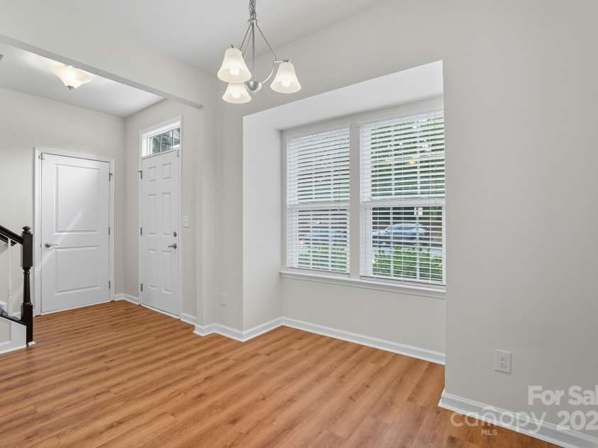 9510 Birkwood Court, Charlotte, NC 28278.  MLS# CAR4312228, YatesRealty ID 3389. 