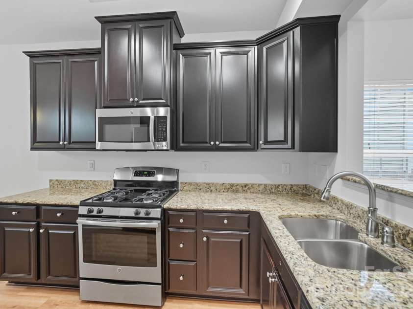 9510 Birkwood Court, Charlotte, NC 28278.  MLS# CAR4312228, YatesRealty ID 3389. 