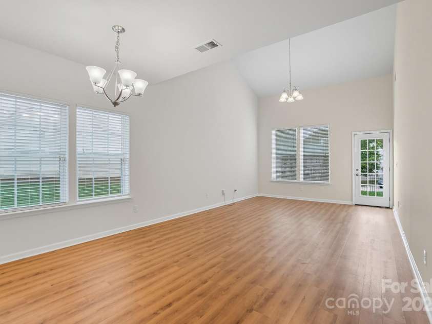 9510 Birkwood Court, Charlotte, NC 28278.  MLS# CAR4312228, YatesRealty ID 3389. 