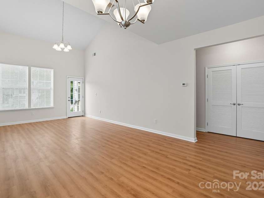 9510 Birkwood Court, Charlotte, NC 28278.  MLS# CAR4312228, YatesRealty ID 3389. 