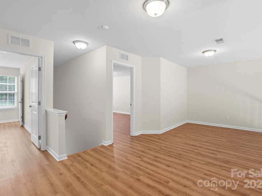 9510 Birkwood Court, Charlotte, NC 28278.  MLS# CAR4312228, YatesRealty ID 3389. 