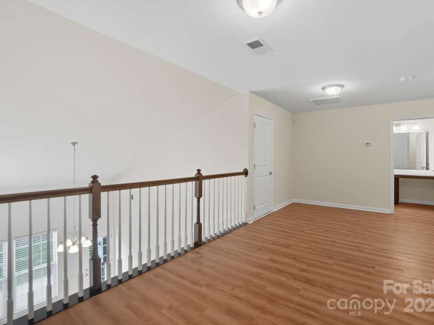 9510 Birkwood Court, Charlotte, NC 28278.  MLS# CAR4312228, YatesRealty ID 3389. 