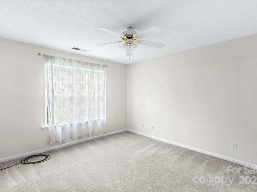 11320 Wagonford Lane, Charlotte, NC 28273.  MLS# CAR4292015, YatesRealty ID 33891. Primary Bedroom