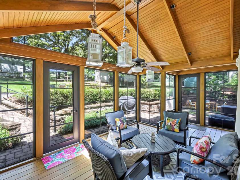 605 Silversmith Lane, Charlotte, NC 28270.  MLS# CAR4396489, YatesRealty ID 33891. 