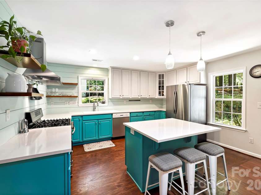 605 Silversmith Lane, Charlotte, NC 28270.  MLS# CAR4396489, YatesRealty ID 33891. 