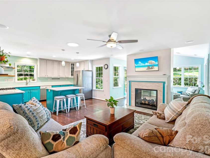605 Silversmith Lane, Charlotte, NC 28270.  MLS# CAR4396489, YatesRealty ID 33891. 