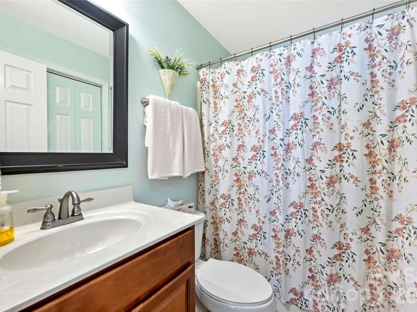 605 Silversmith Lane, Charlotte, NC 28270.  MLS# CAR4396489, YatesRealty ID 33891. 