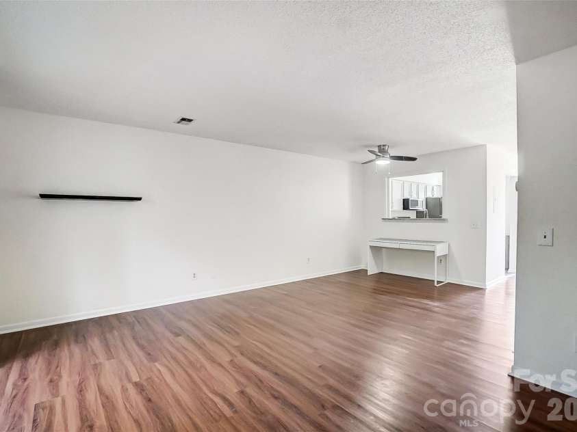 3109 Heathstead Place, Charlotte, NC 28210.  MLS# CAR4380888, YatesRealty ID 33892. 