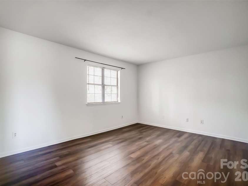 3109 Heathstead Place, Charlotte, NC 28210.  MLS# CAR4380888, YatesRealty ID 33892. 
