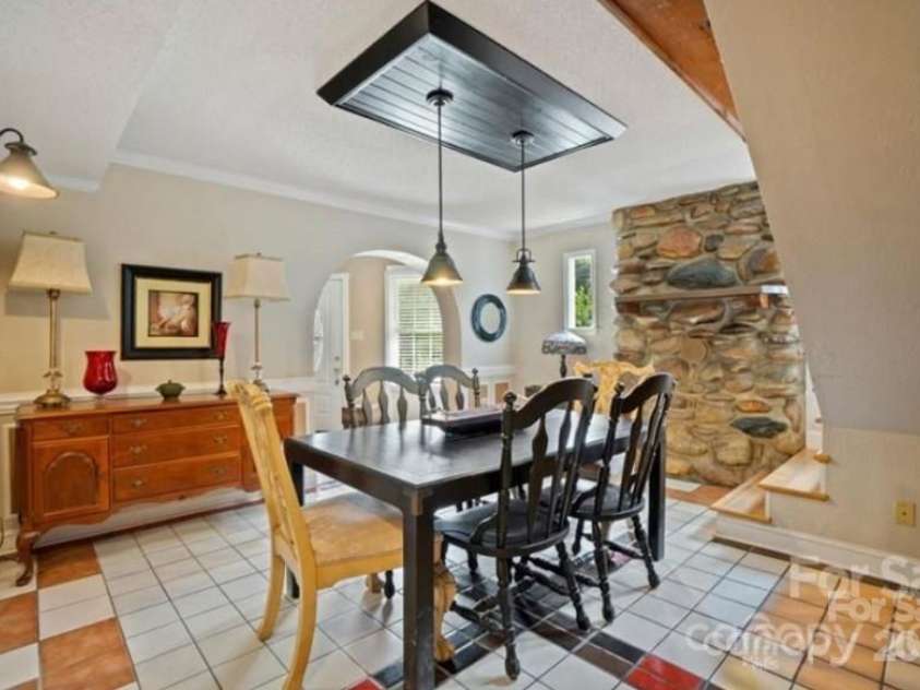 3368 Plateau Road, Newton, NC 28658.  MLS# CAR4285989, YatesRealty ID 33893. 