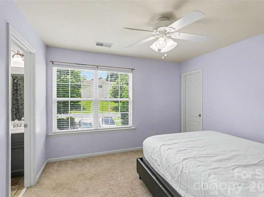 9530 Reid Hall Lane, Matthews, NC 28105.  MLS# CAR4391240, YatesRealty ID 33893. 