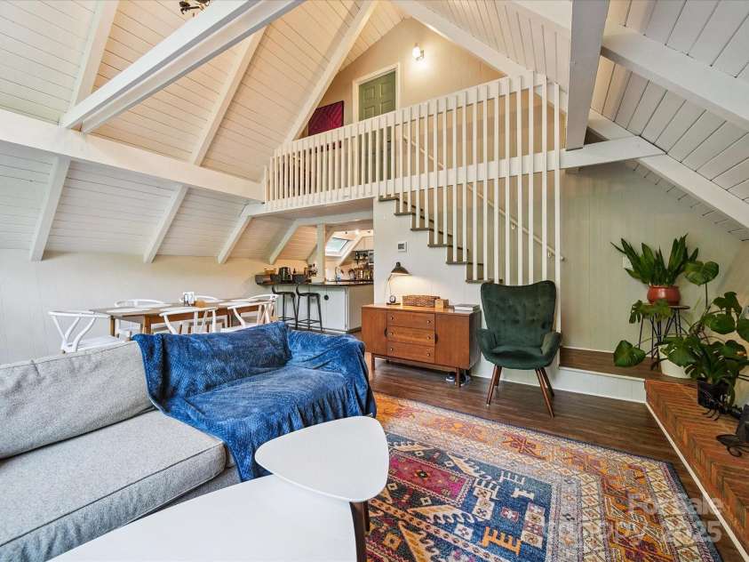 13831 Woody Point Road, Charlotte, NC 28278.  MLS# CAR4283409, YatesRealty ID 33894. 