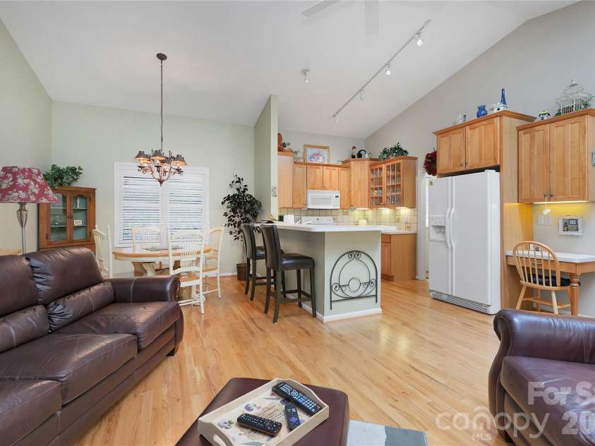 2641 Connestee Trail, Brevard, NC 28712.  MLS# CAR4398085, YatesRealty ID 33895. 