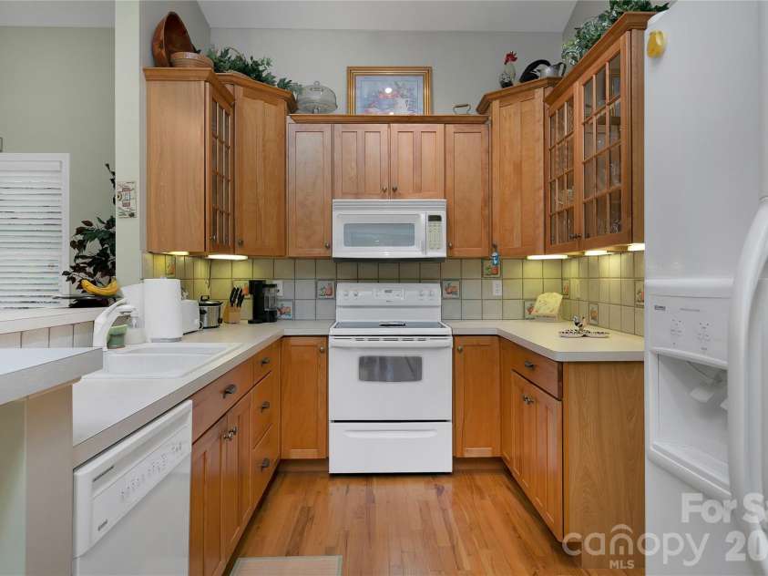 2641 Connestee Trail, Brevard, NC 28712.  MLS# CAR4398085, YatesRealty ID 33895. 